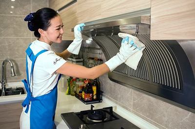 厨房清洁全攻略 十大高效小妙招与专业保洁步骤